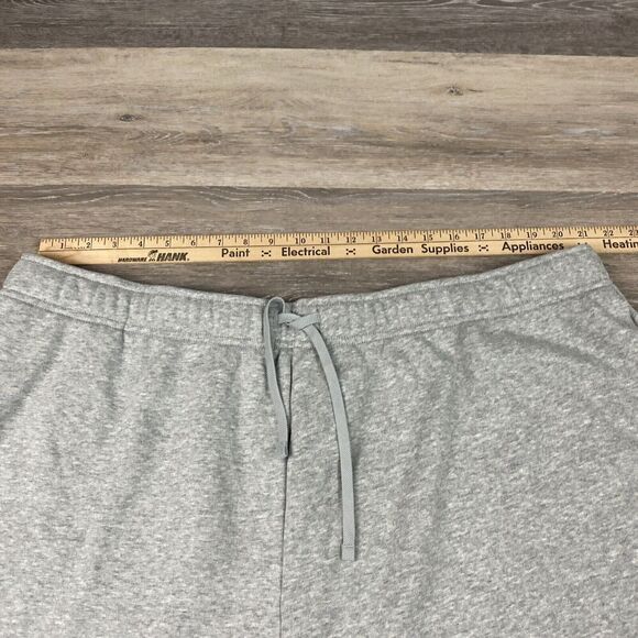 Nike Womens Size 3X Gray DV5086-063‎ Club Fleece Standard Fit Shorts New (L5) - Picture 5 of 8